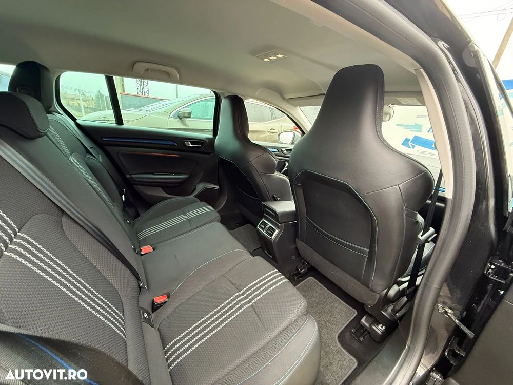 Renault Megane BLUE dCi Zen - 17