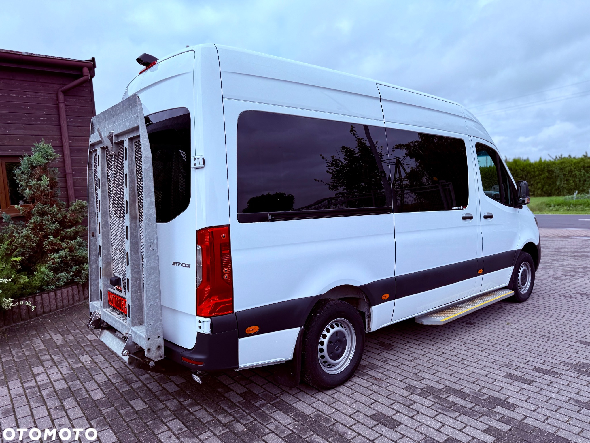 Mercedes-Benz Sprinter 317 CDI Long BASE 9G-Tronic 907.235 - 8