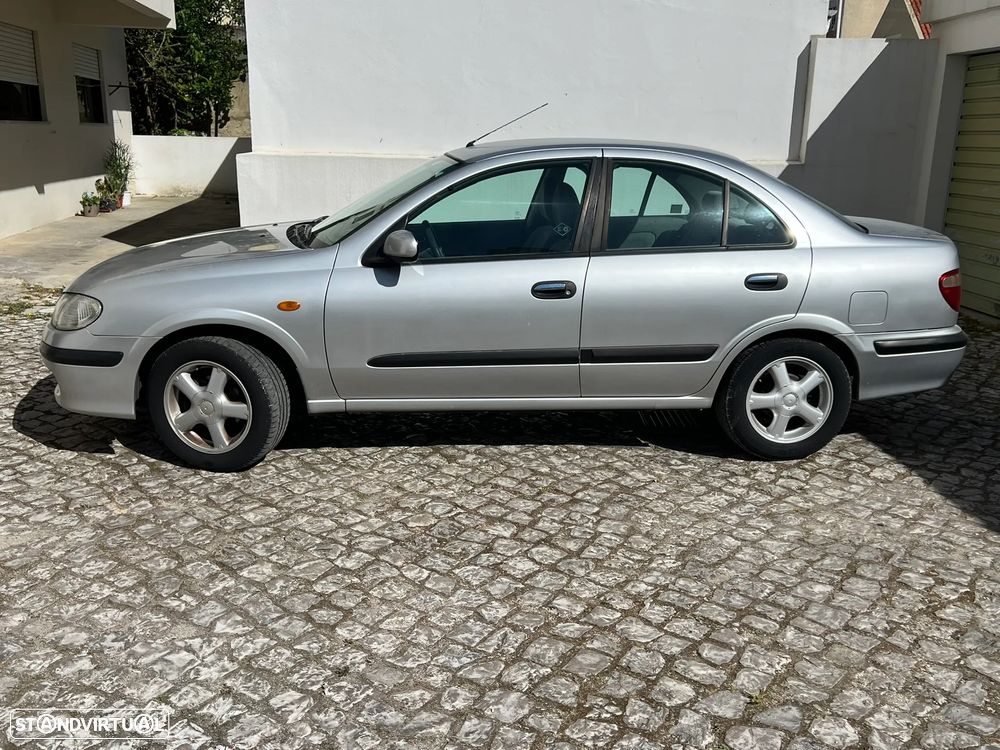 Nissan Almera 1.5 Comfort ABS+AC - 12