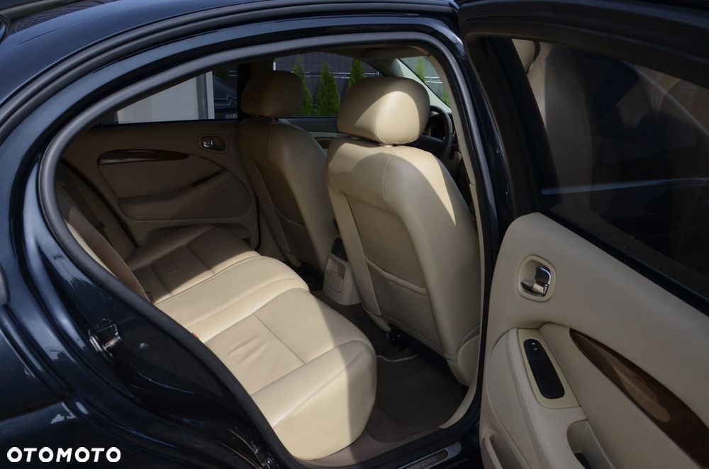 Jaguar S-Type 2.7 V6 D Executive - 25