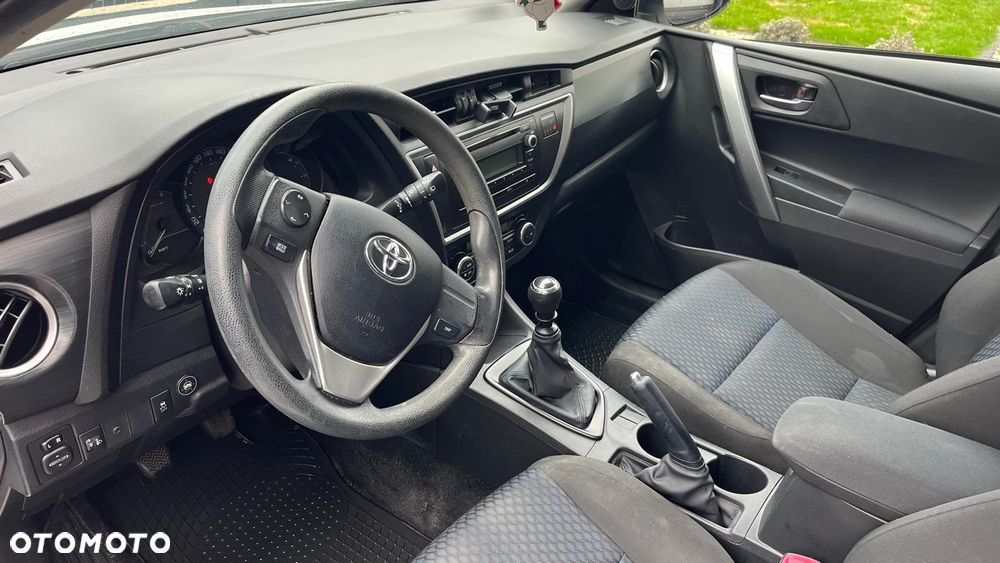 Toyota Auris 1.33 VVT-i Active - 13