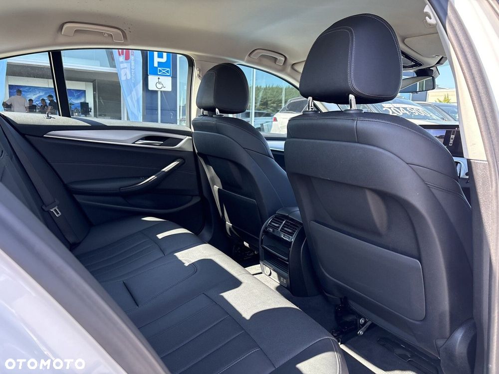 BMW Seria 5 - 30