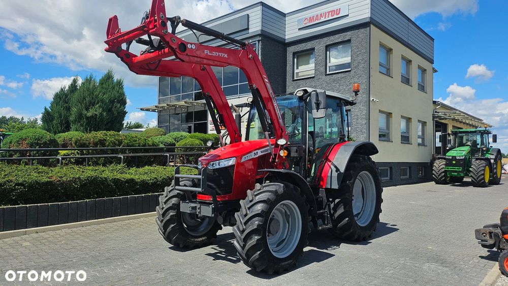 Massey Ferguson MF 5711M + oryginalny ładowacz MF FL 3717X, 2022 rok, bardzo zadbany, I-szy właściciel