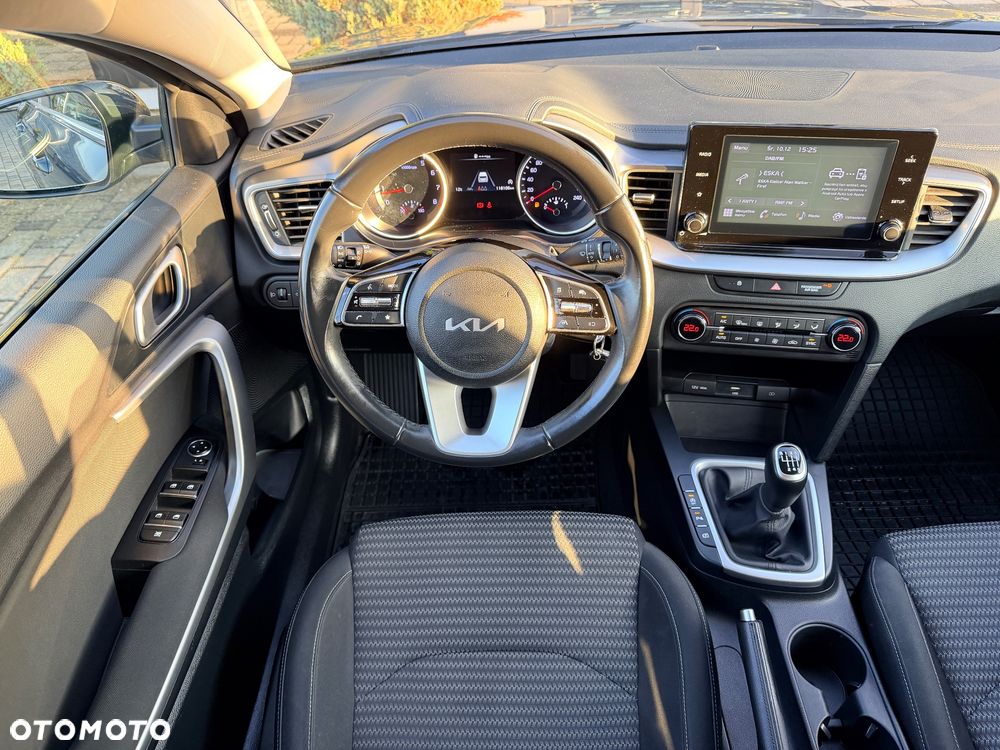 Kia Ceed 1.5 T-GDI M - 14