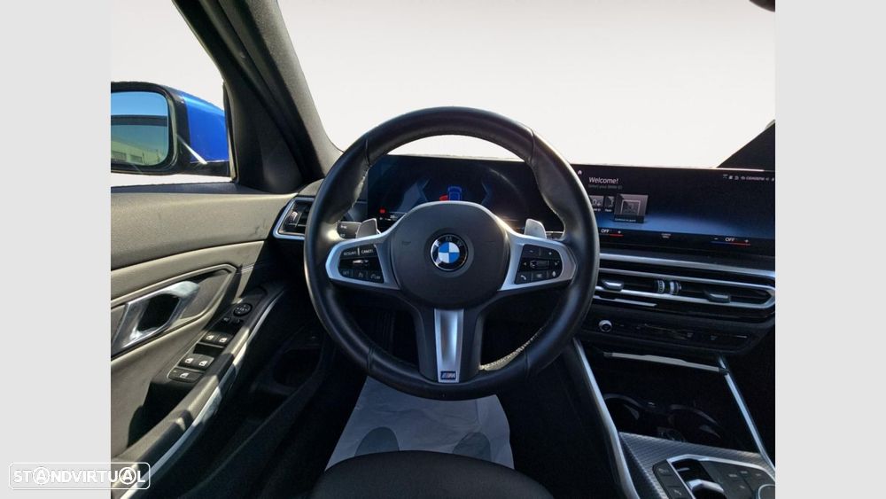 BMW 320 d Pack Desportivo M Auto - 12