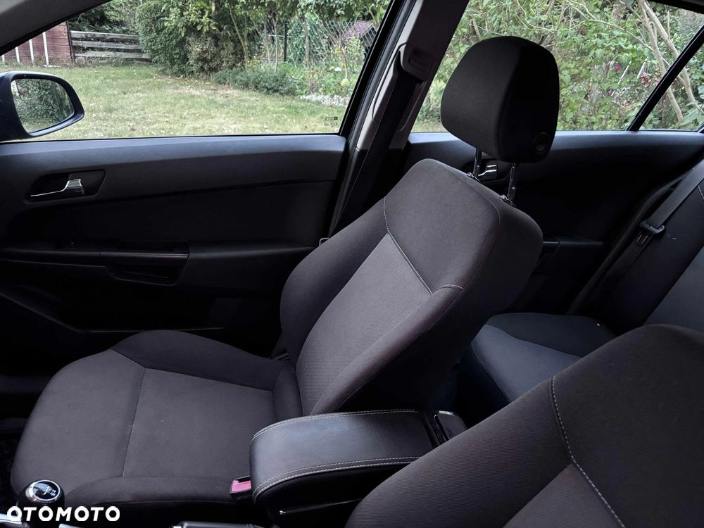 Opel Astra III 1.6 - 11