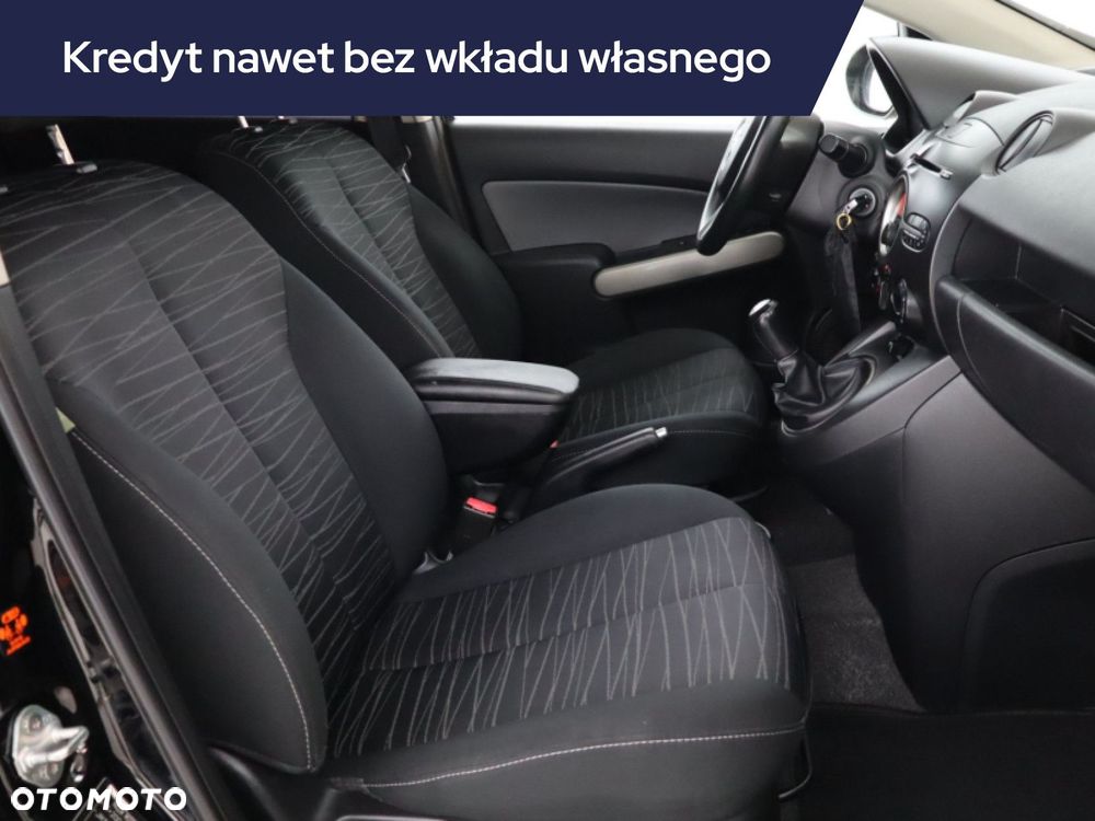 Mazda 2 - 11