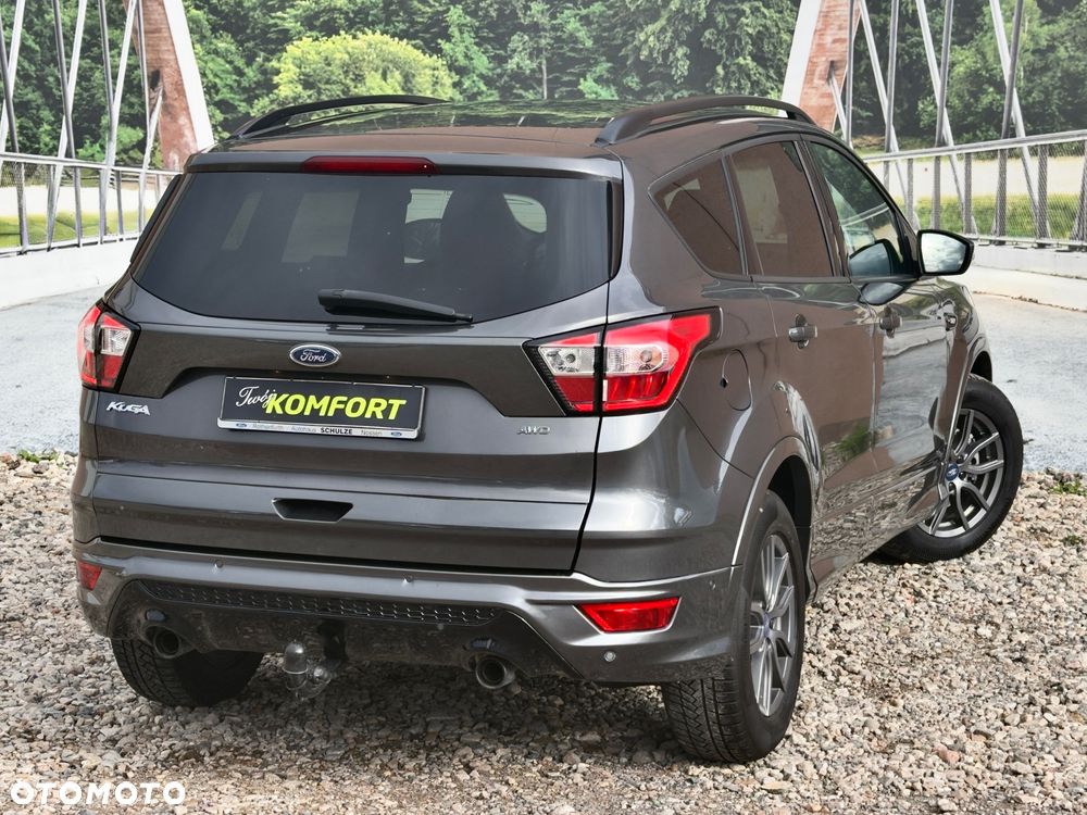 Ford Kuga 2.0 TDCi 4x4 ST-Line - 12