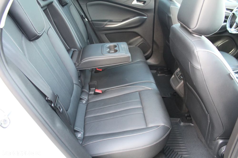 Opel Grandland X 1.6 D Start/Stop INNOVATION - 22