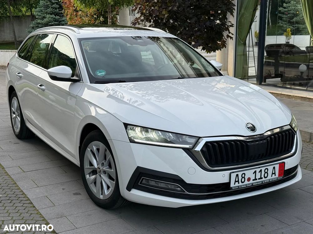 Skoda Octavia 2.0 TDI STYLE DSG - 1