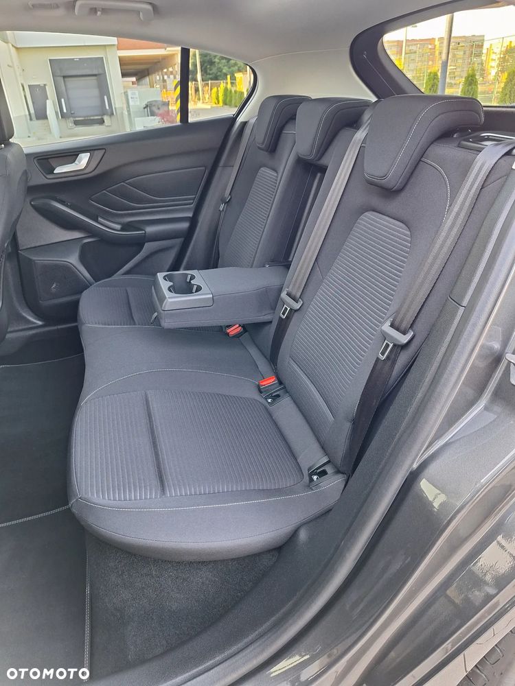 Ford Focus 1.5 EcoBlue STart-Stopp-System TITANIUM X - 31