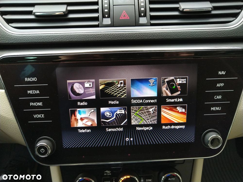 Skoda Superb 2.0 TDI SCR Style DSG - 17