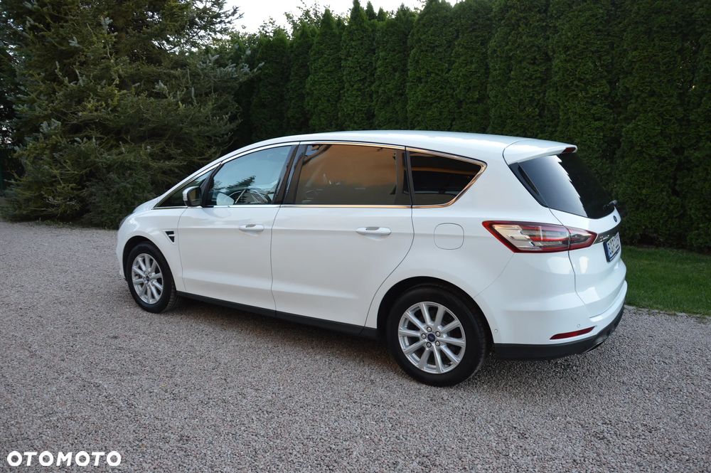 Ford S-Max - 15