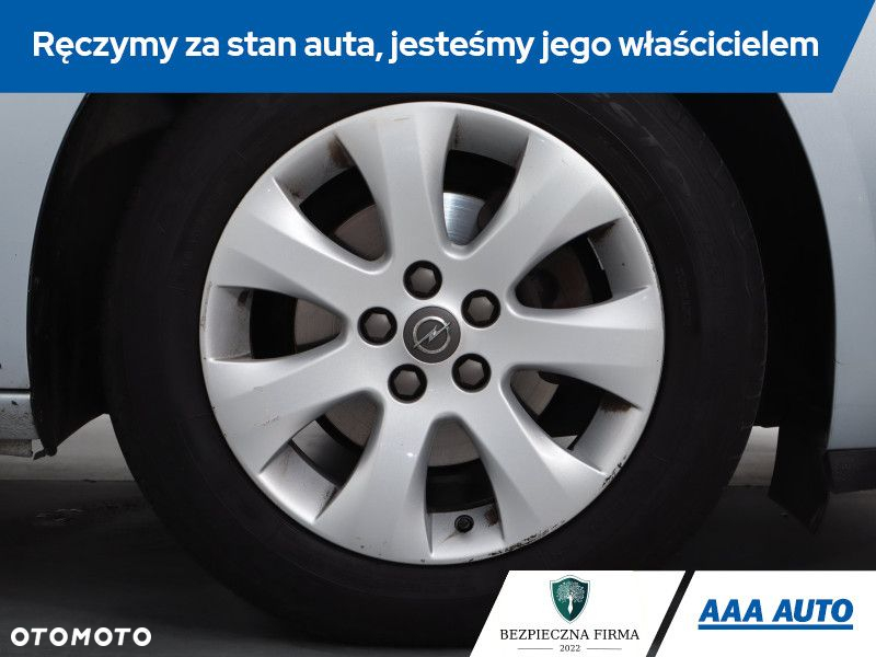 Opel Astra - 16