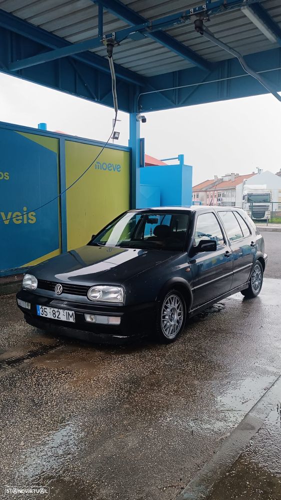 VW Golf 1.6 GT Special - 1