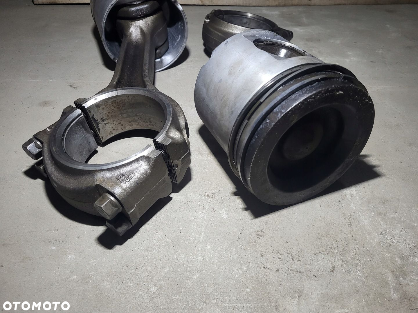 Tłok Tłoki Korbowód Scania R R500 V8 1548880 - 2