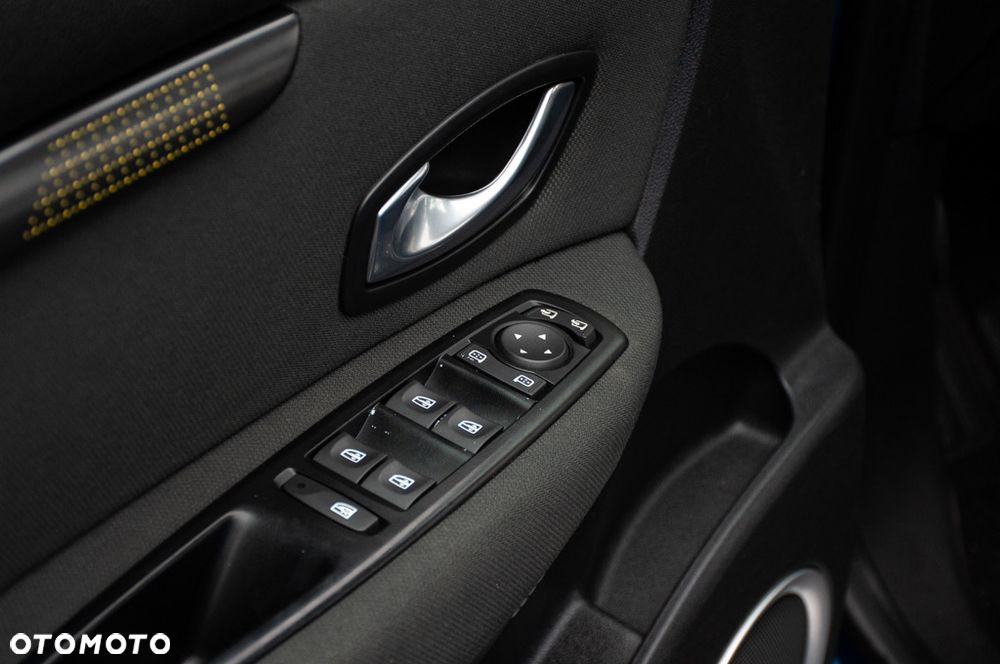 Renault Scenic TCe 130 Luxe - 33