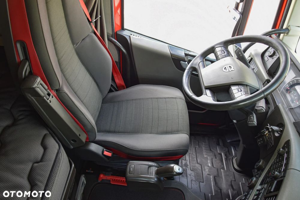 Volvo FH500 / NISKA KABINA / HYDRAULIKA / EURO 6 / ACC / LEDY / ALUFELGI / SERWISOWANY / SPROWADZONY - 24