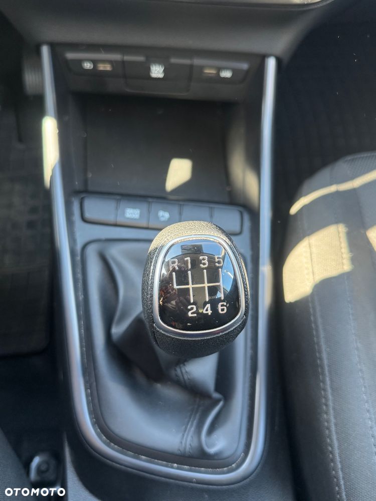 Hyundai i20 - 22