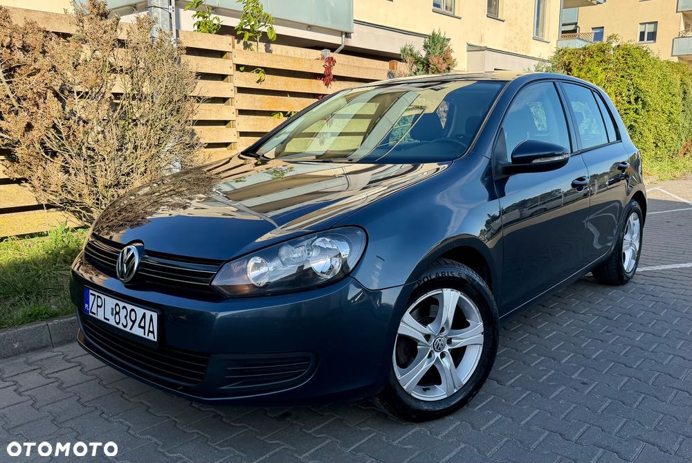 Volkswagen Golf - 2
