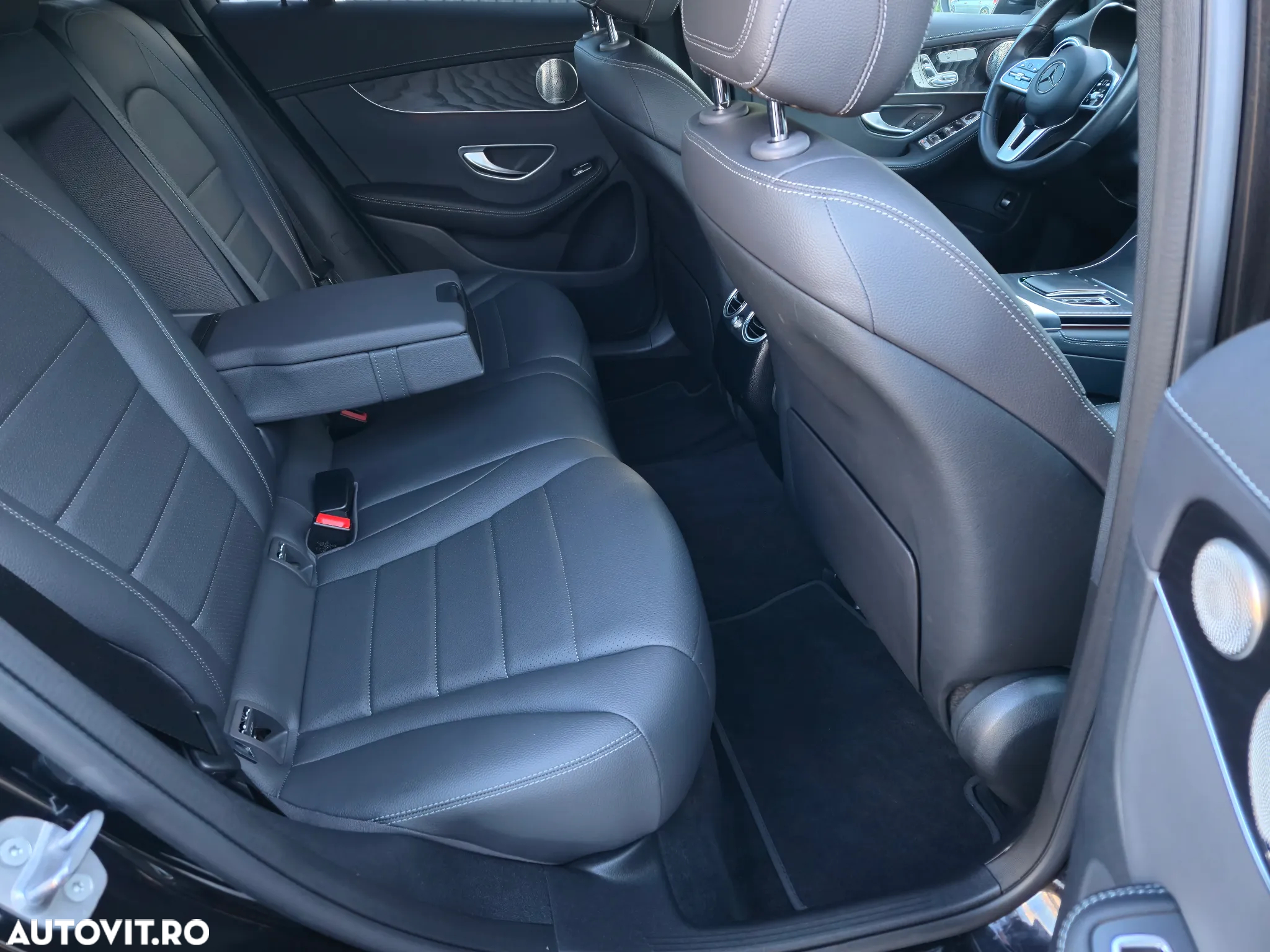 Mercedes-Benz GLC 220 d 4Matic 9G-TRONIC - 20