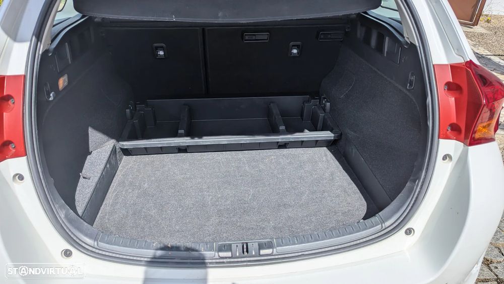Toyota Auris 1.8 HSD P.Te.+17+E.Al.+Navi - 20