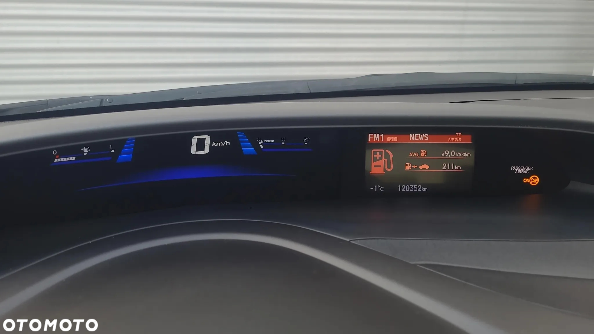 Honda Civic 1.8 Comfort - 21