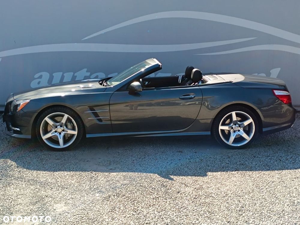 Mercedes-Benz SL - 16