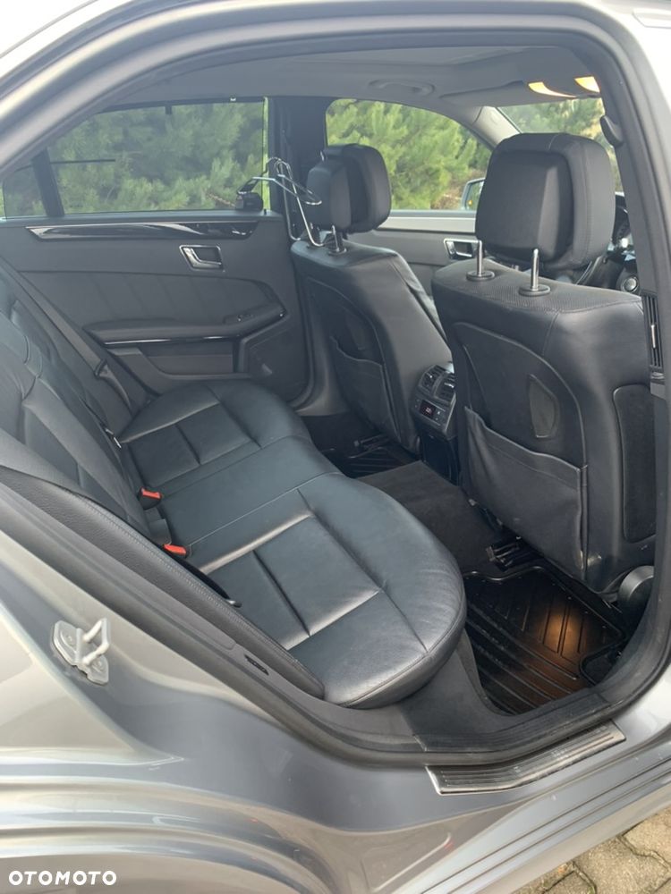 Mercedes-Benz Klasa E 350 CDI BlueEff Avantgarde - 40