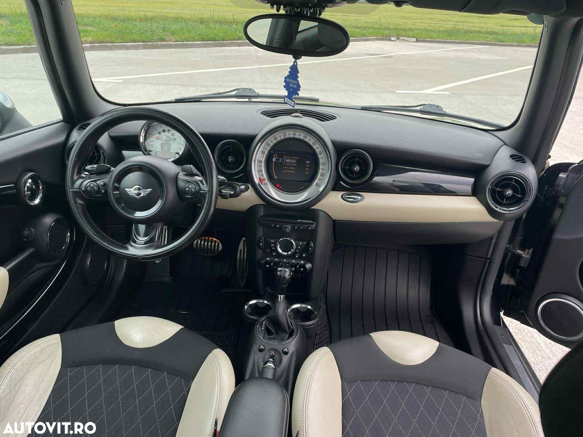Mini Clubman Cooper S - 10