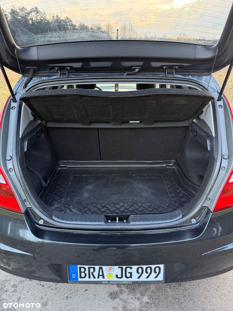 Hyundai i30 1.4 Blue Classic - 8