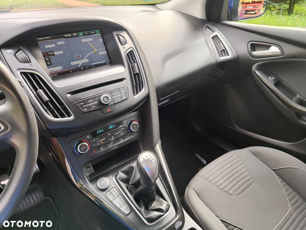 Ford Focus 1.0 EcoBoost Titanium ASS - 19