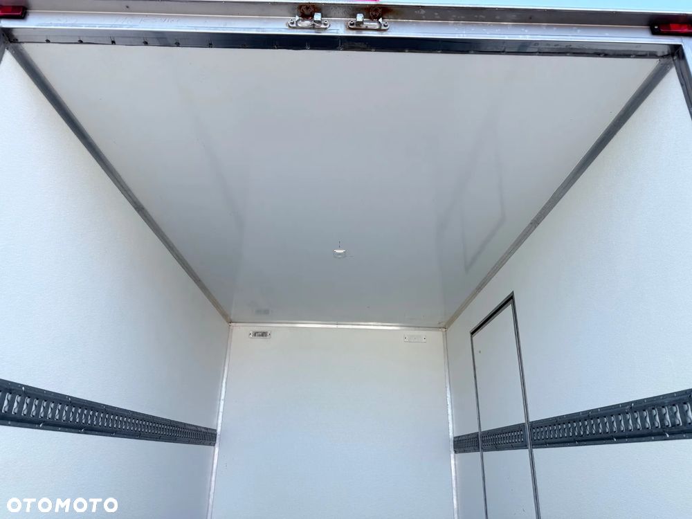 Mercedes-Benz Sprinter 314 CDI Kontener Izoterma 6ep 3xdrzwi Salon PL - 9