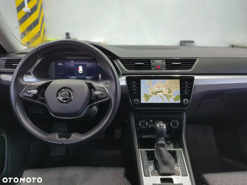 Skoda Superb 2.0 TSI Ambition DSG - 3