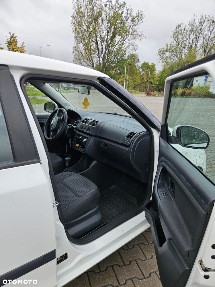 Skoda Fabia 1.4 16V Ambition - 9