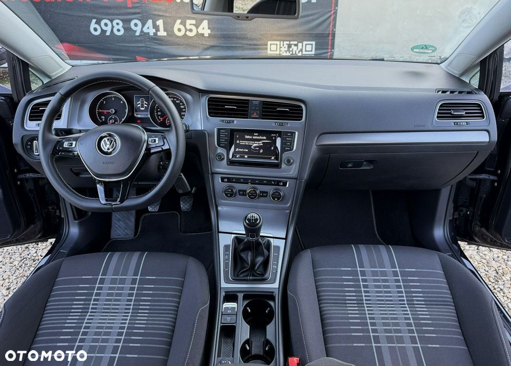 Volkswagen Golf 1.6 TDI BlueMotion Technology Lounge - 16