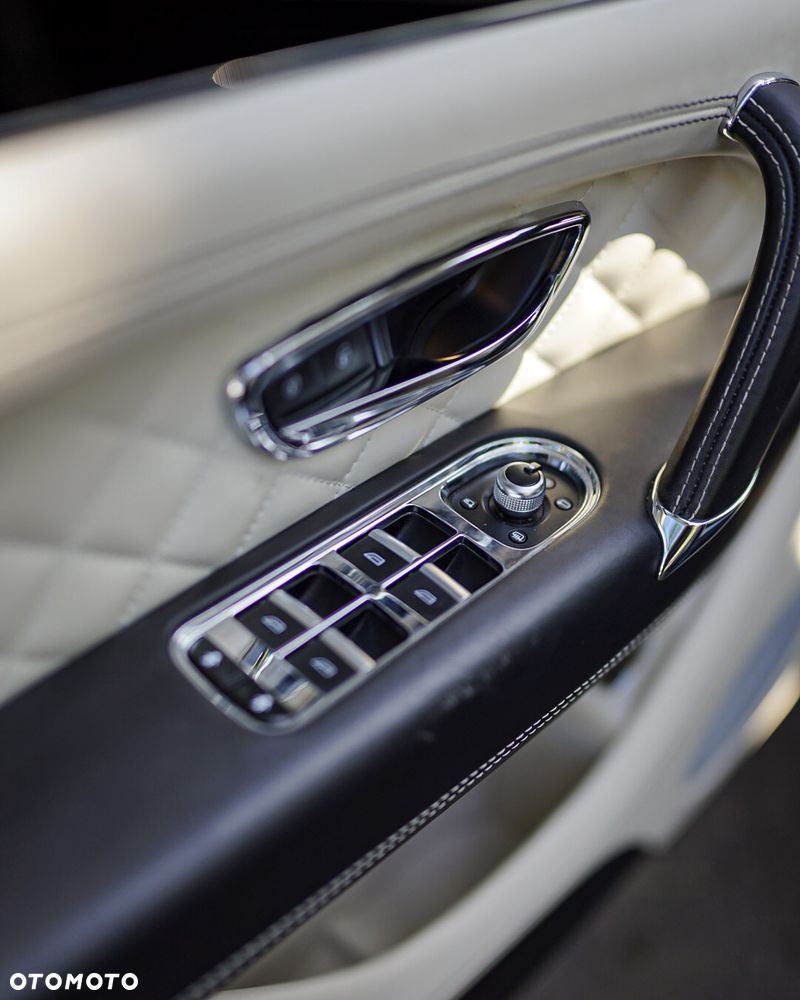 Bentley Bentayga W12 Mulliner - 20