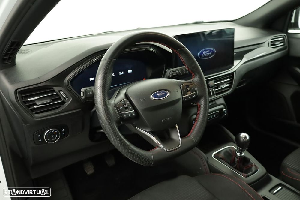 Ford Focus 1.0 EcoBoost MHEV ST-Line X - 7