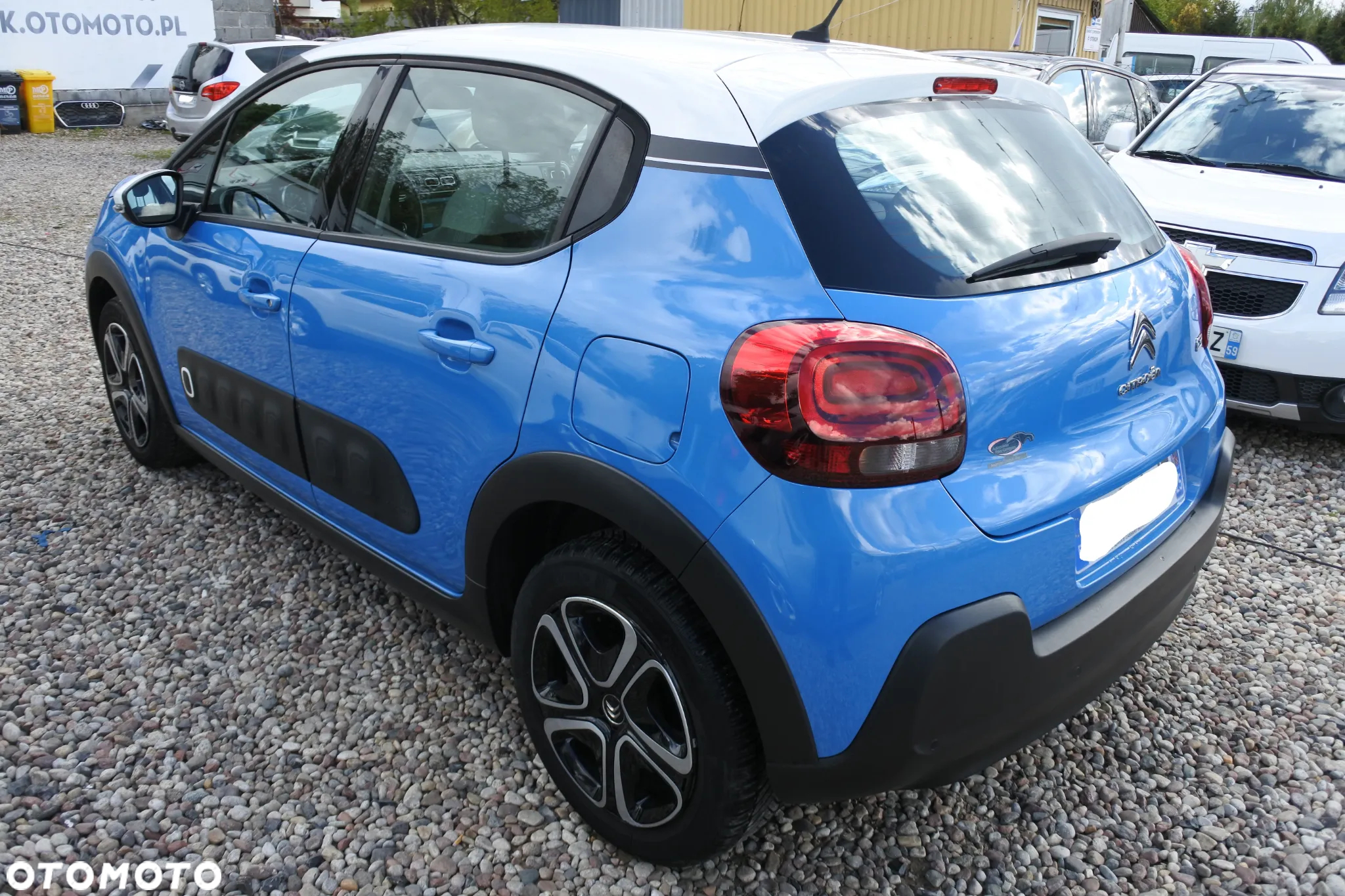 Citroën C3 1.2 PureTech Shine - 3