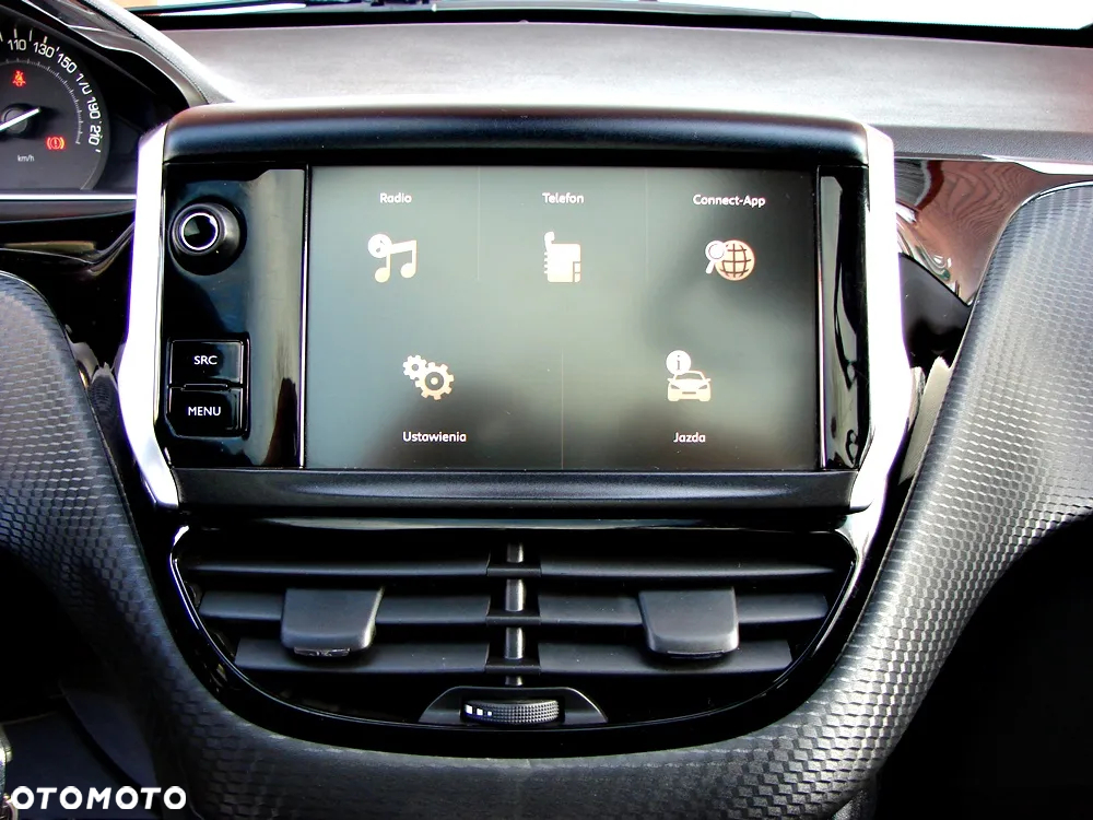 Peugeot 2008 1.2 Pure Tech Style EU6 - 28