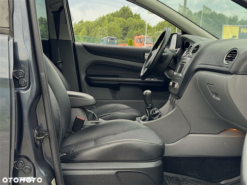 Ford Focus - 2