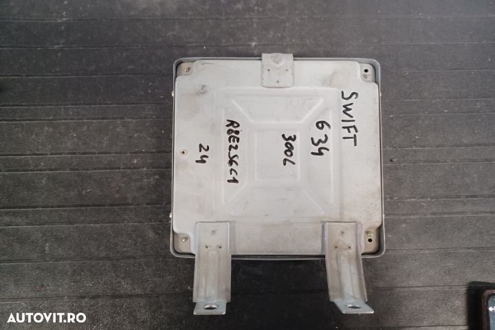 Calculator motor ECU MB112000 MB112000 Suzuki Swift 2 [facelift] [199 - 1