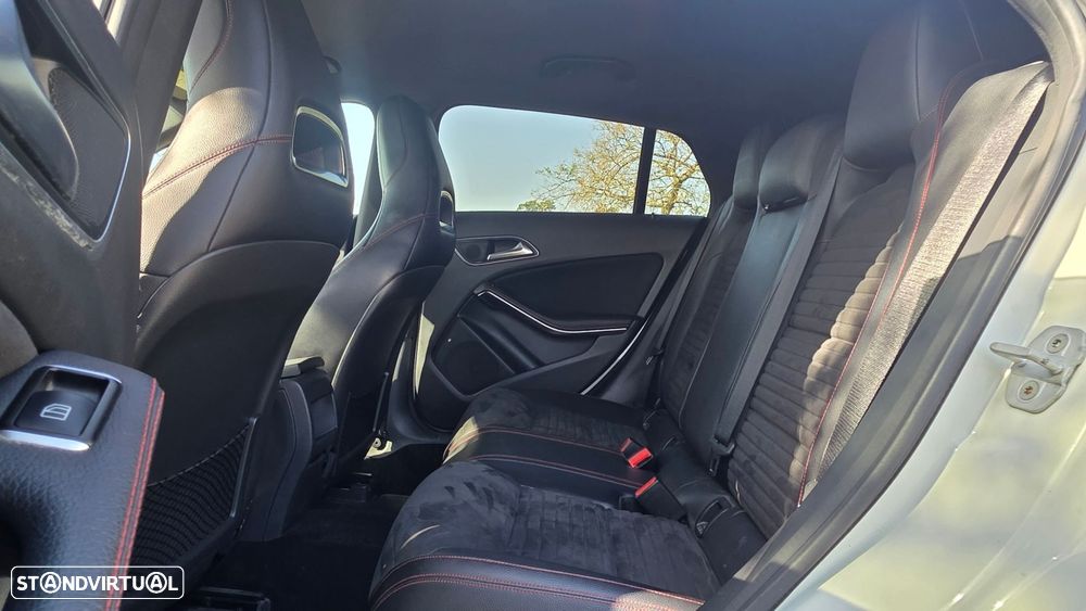 Mercedes-Benz CLA 220 (CDI) d 7G-DCT AMG Line - 15