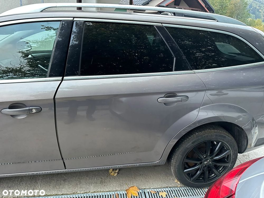 Ford Mondeo - 23