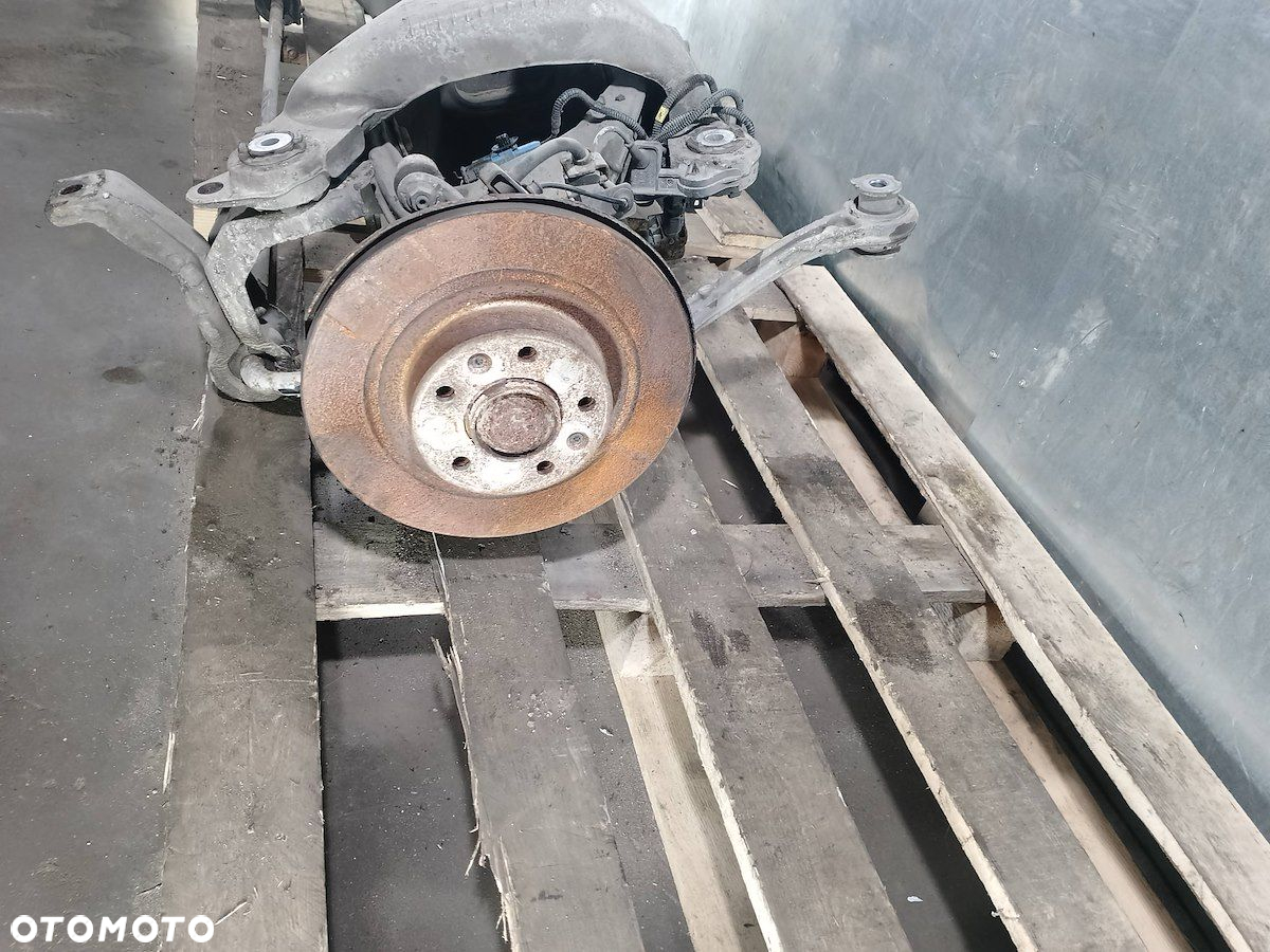 BELKA ZAWIESZENIA, OŚ TYŁ  PEUGEOT 508 GT LINE 9802763880 1.6 blueHDI - 5