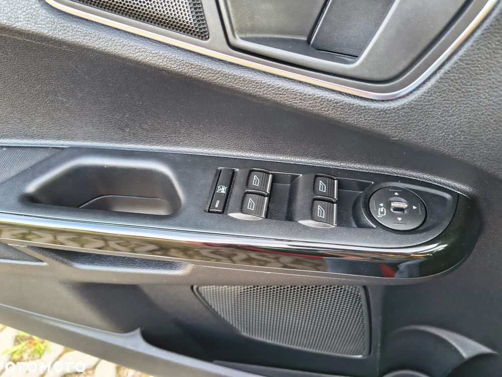 Ford B-MAX 1.0 EcoBoost Titanium - 10