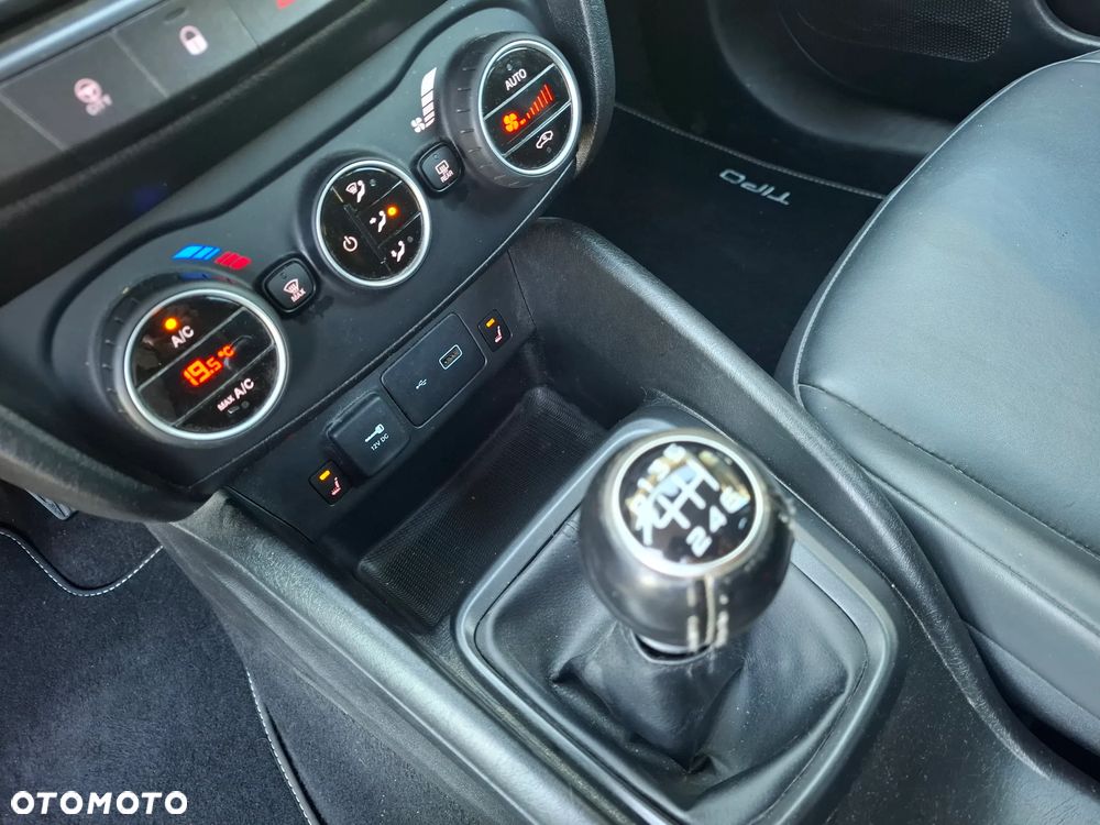 Fiat Tipo 1.4 T-Jet S-Design - 25