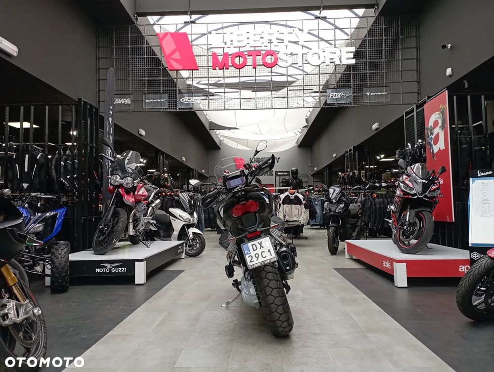 Moto Guzzi Stelvio - 4
