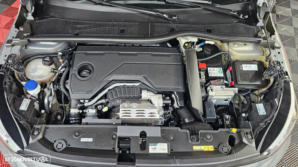 Peugeot 208 1.2 Hybrid Allure e-DCS6 - 22