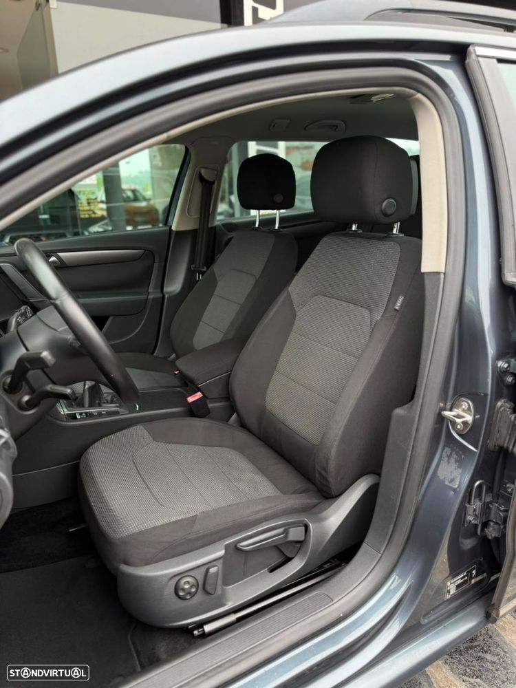VW Passat Variant 1.6 TDI BlueMotion - 10